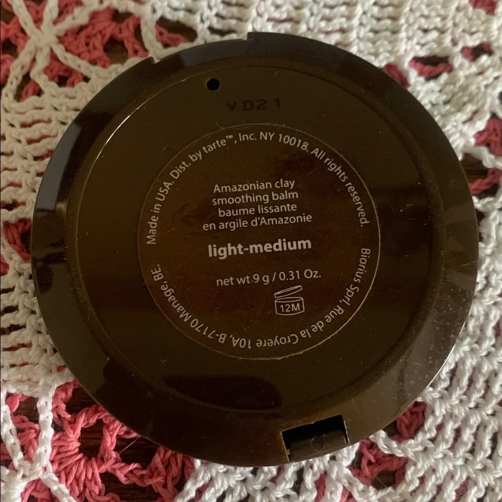 tarte Brown Compact with Gold Leaf Detail